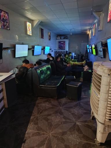 عکس گیم سنتر فرزاد