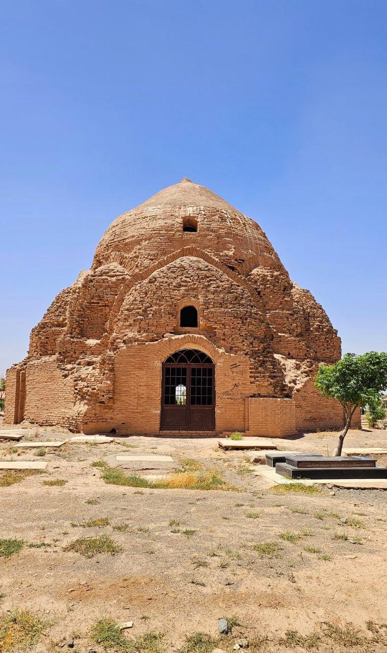 عکس گنبد مهرآباد (شهمیر)