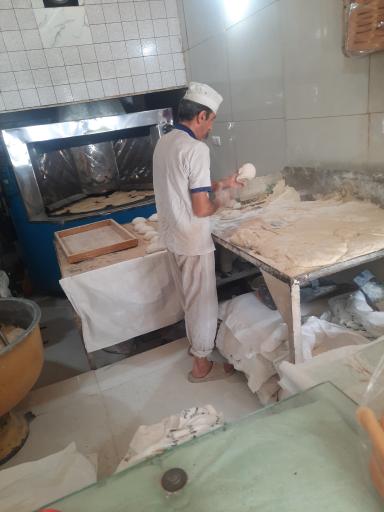 عکس نانوایی بربری دولتی