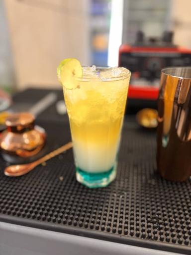 عکس کافه فیکا