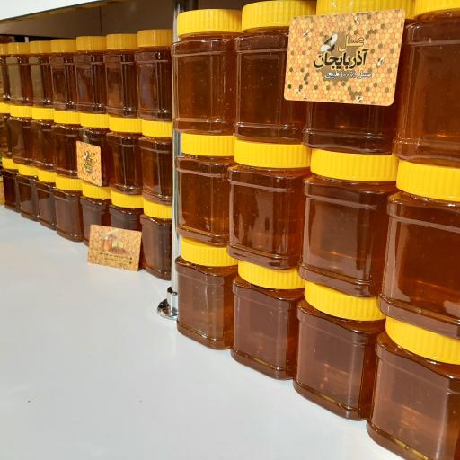 عکس فروشگاه عسل و خشکبار آذربایجان