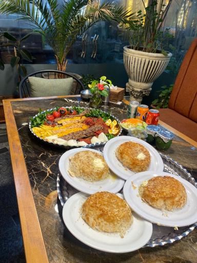 عکس رستوران خانه سبز