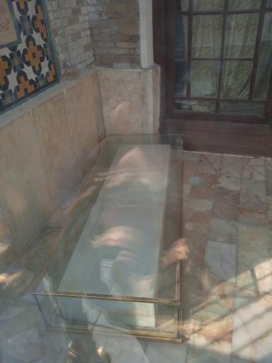 عکس آرامگاه لطفعلی خان زند