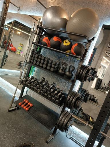 عکس باشگاه تندرستی مهرتن (مهرناز موسوی )