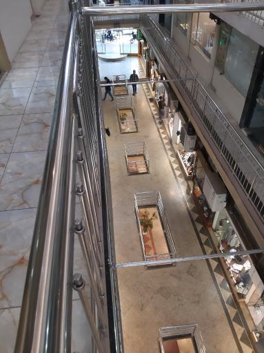 عکس پاساژ ضرغامی