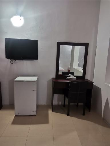 عکس هتل لوتوس کیش