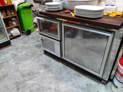 عکس فروشگاه استیل دیزاین