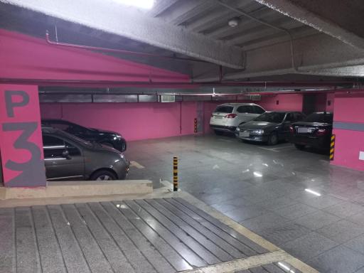 عکس مجتمع تجاری اداری یکتا