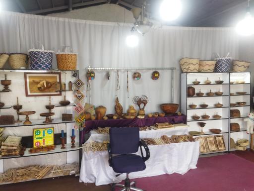 عکس بازارچه پل معلق مشگین شهر