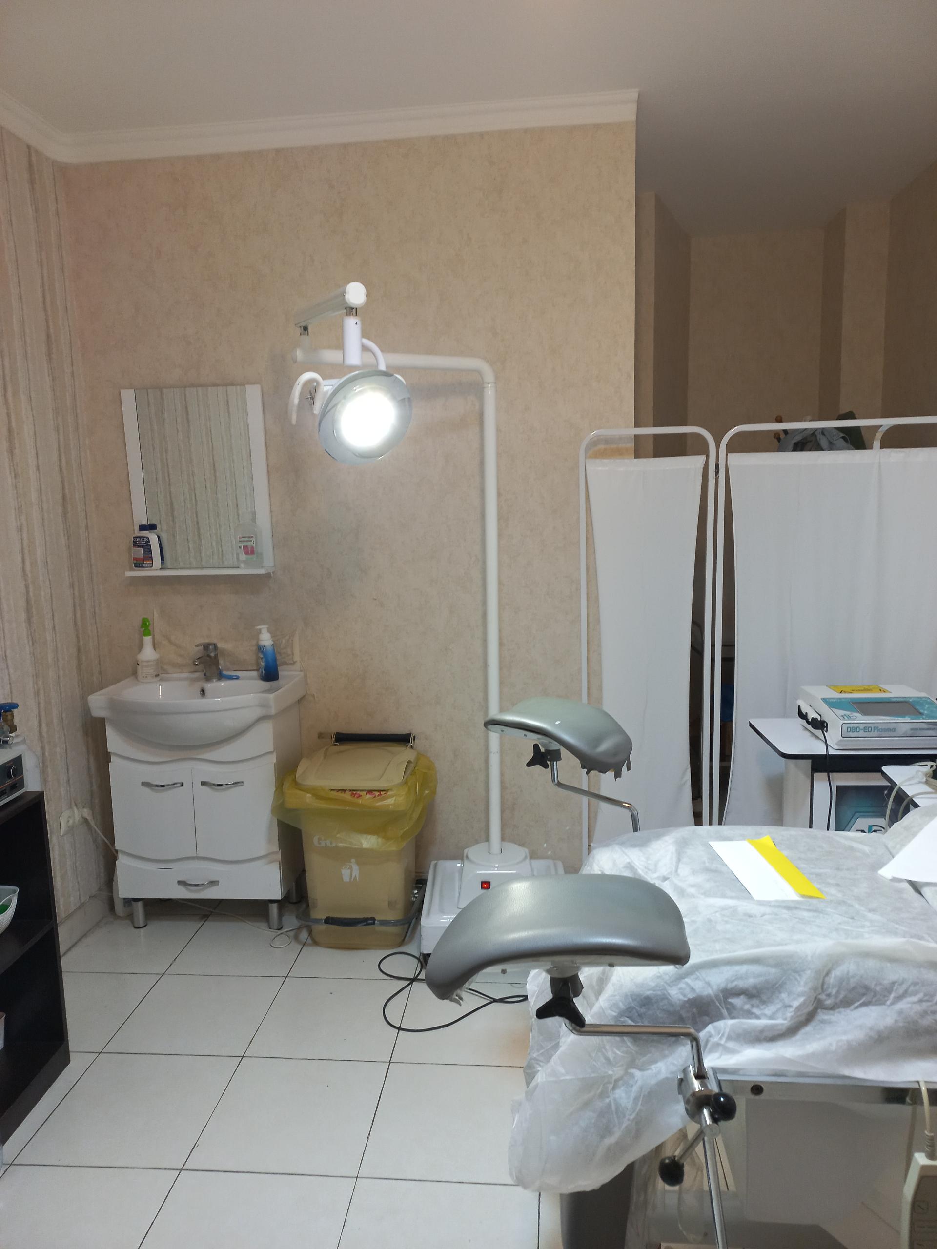 عکس شرکت مهندسی پزشکی آرون