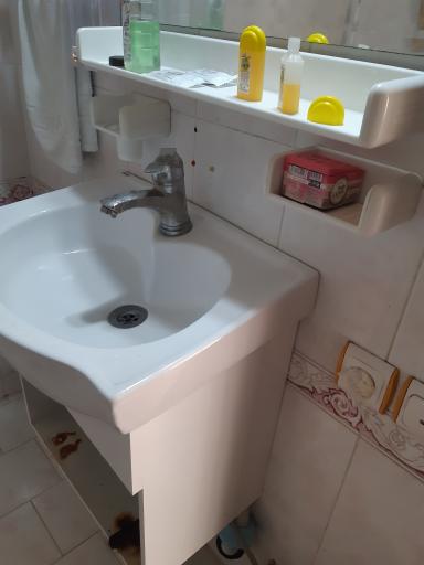 عکس هتل بهارستان