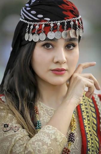 عکس  لباس لری (محلی) آژیا