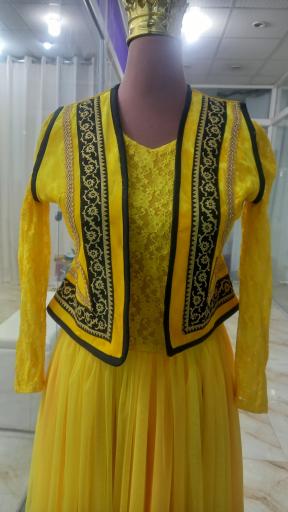 عکس  لباس لری (محلی) آژیا