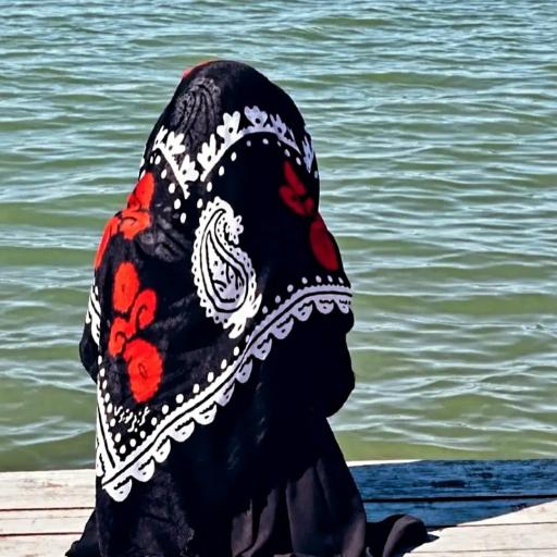 عکس  لباس لری (محلی) آژیا