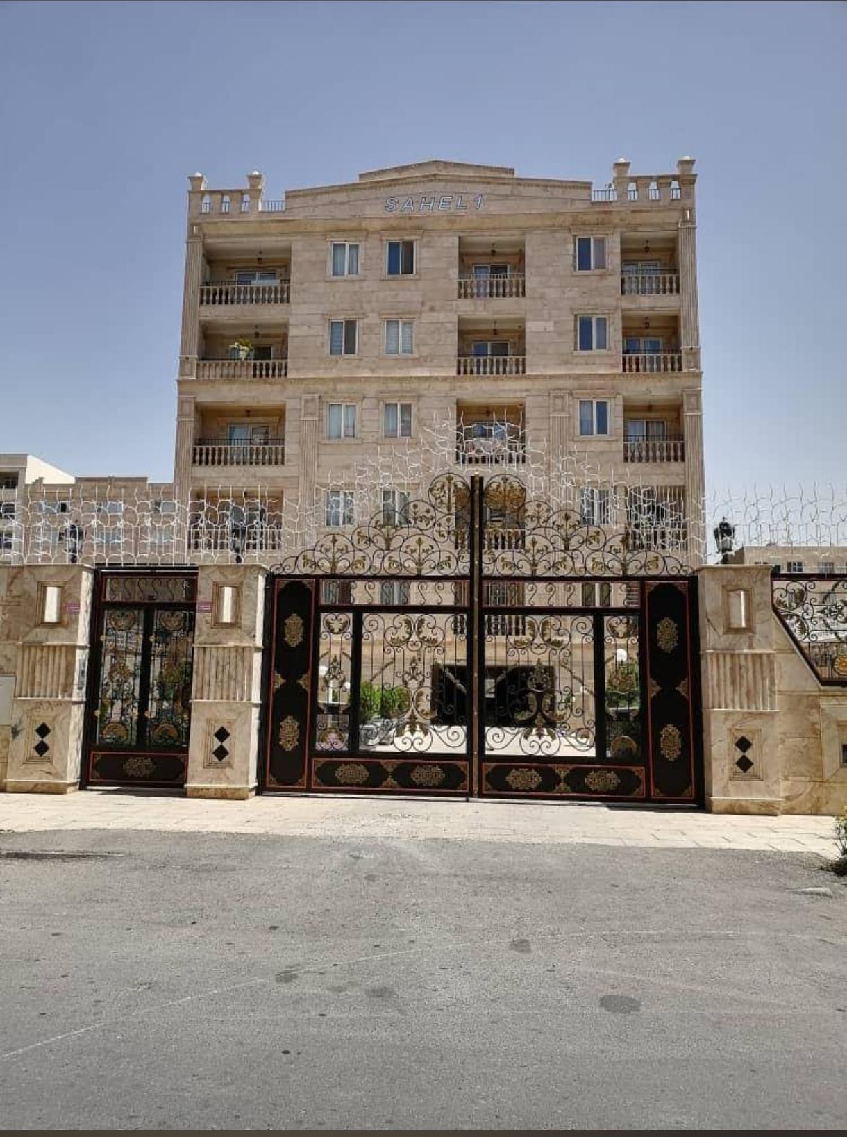 عکس ساختمان ساحل ۱