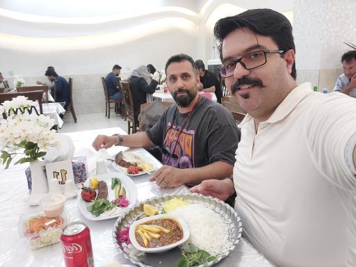 عکس رستوران بوف سپید