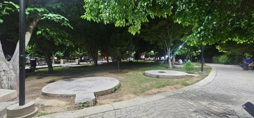 عکس پارک حدیث