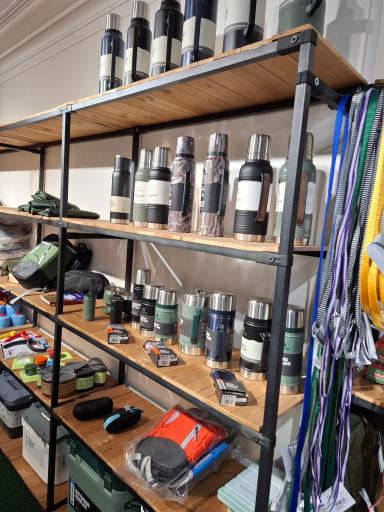 عکس ایساتیس استور