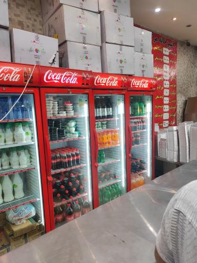 عکس آشپزخانه مرکزی فردیس