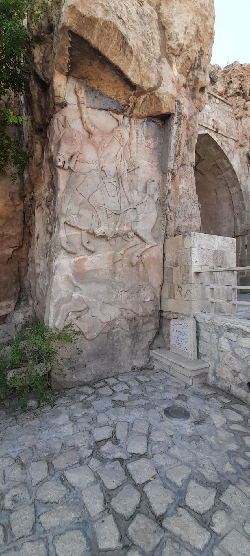 عکس نقش رستم دستان 