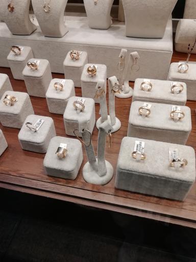 عکس گالری طلا سنجاق