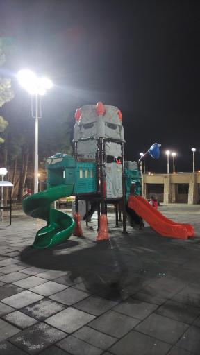 عکس پارک بازی کودکان