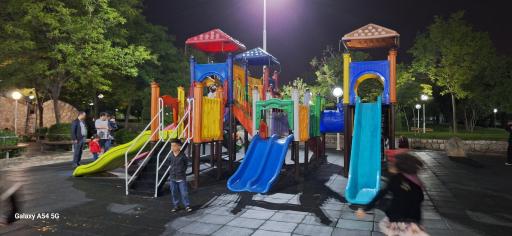 عکس پارک بازی کودکان