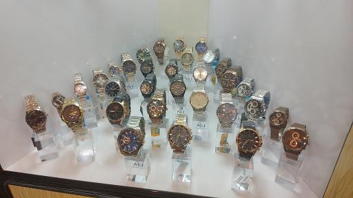 عکس گالری ساعت حسن نژاد 