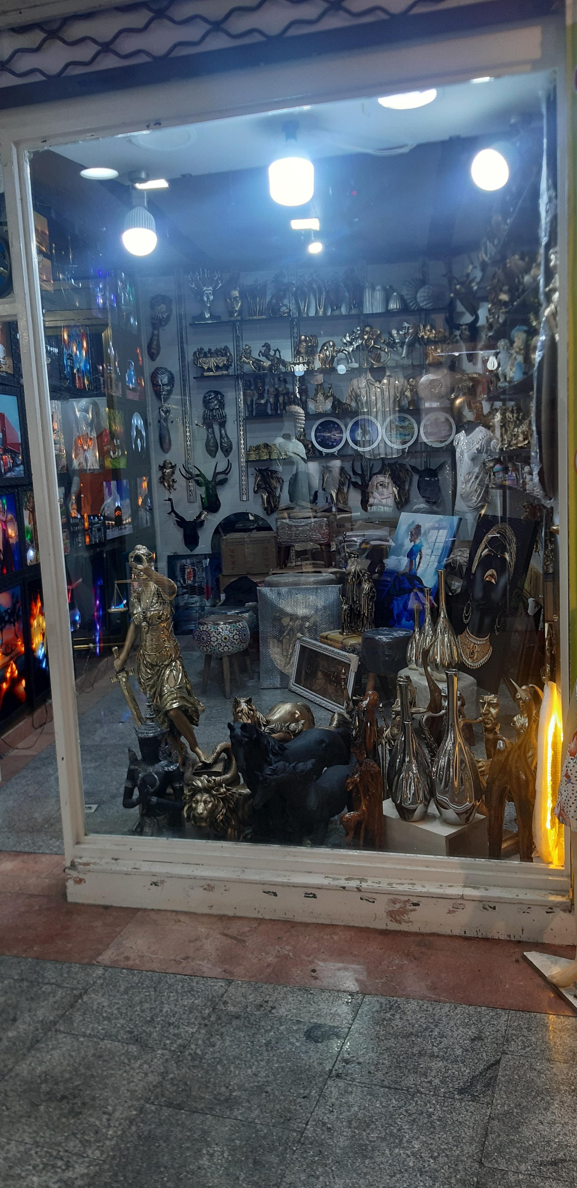 عکس گالری آنتیکو