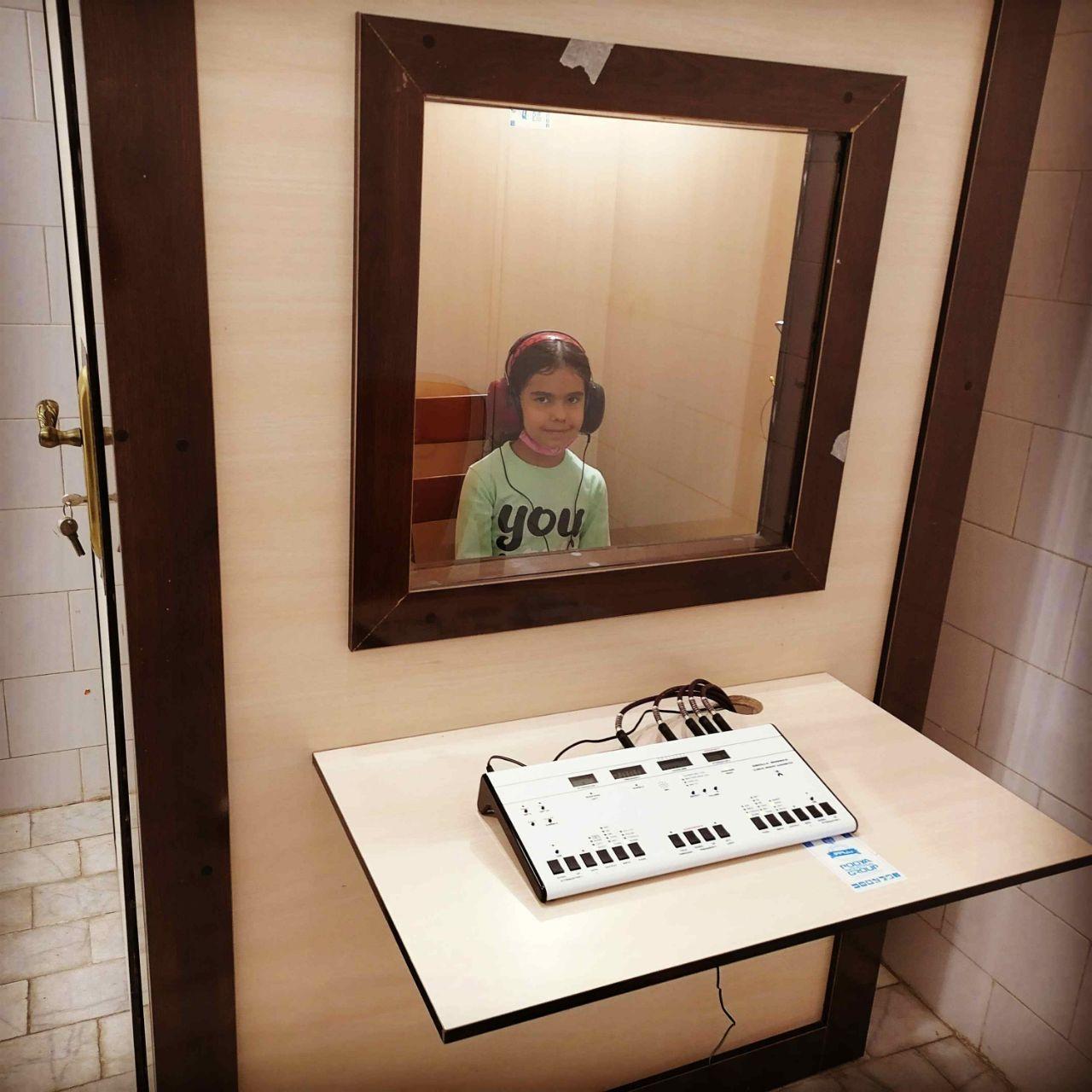 عکس سمعک وشنوایی سنجی نیک ندا، محمدرضا شیرغلامی