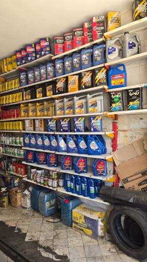 عکس تعویض روغن اتو سرویس فرهاد