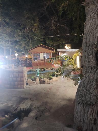 عکس رستوران نگین شبدیز