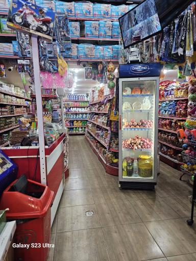 عکس هایپرمارکت شبانه روزی دشتستان هومن