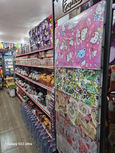 عکس هایپرمارکت شبانه روزی دشتستان هومن