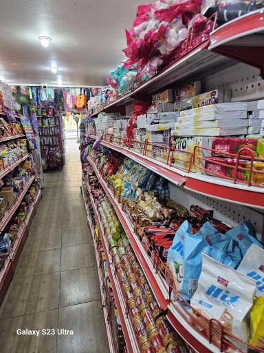 عکس هایپرمارکت شبانه روزی دشتستان هومن