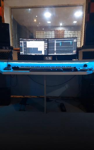 استودیو موسیقی چکاوک