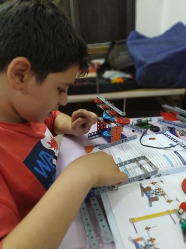 آموزشگاه دگرآموز 