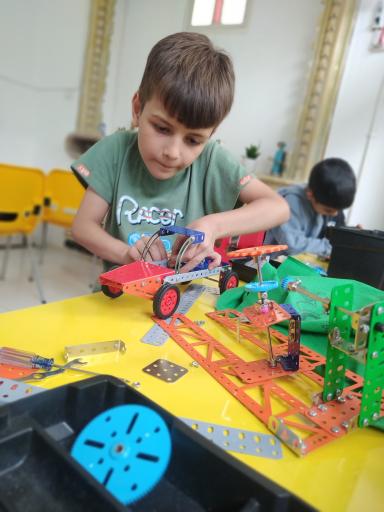 آموزشگاه دگرآموز 