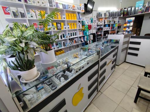 عکس فروشگاه موبایل فلاحی