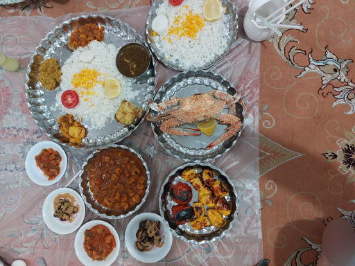رستوران و اقامتگاه آفتاب چاهکوه