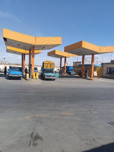 عکس جایگاه سی ان جی ولیعصر