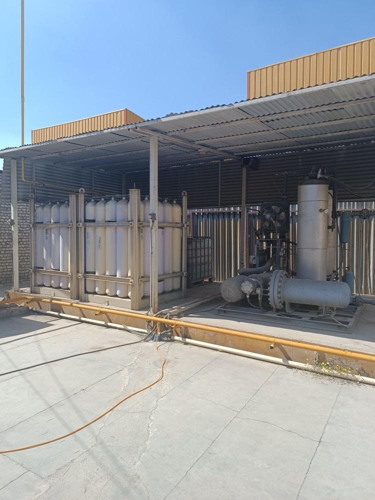 عکس جایگاه سی ان جی ولیعصر