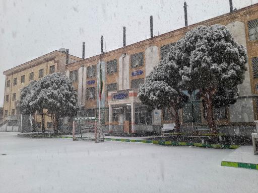عکس دبیرستان شاهد پسرانه شهید مهدی حکمت