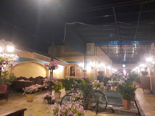 عکس کافه رستوران گوهرشاد