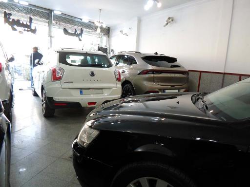 عکس نمایشگاه اتومبیل صدرا