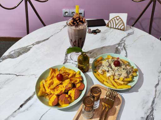 عکس کافه دخترانه شهربانو 