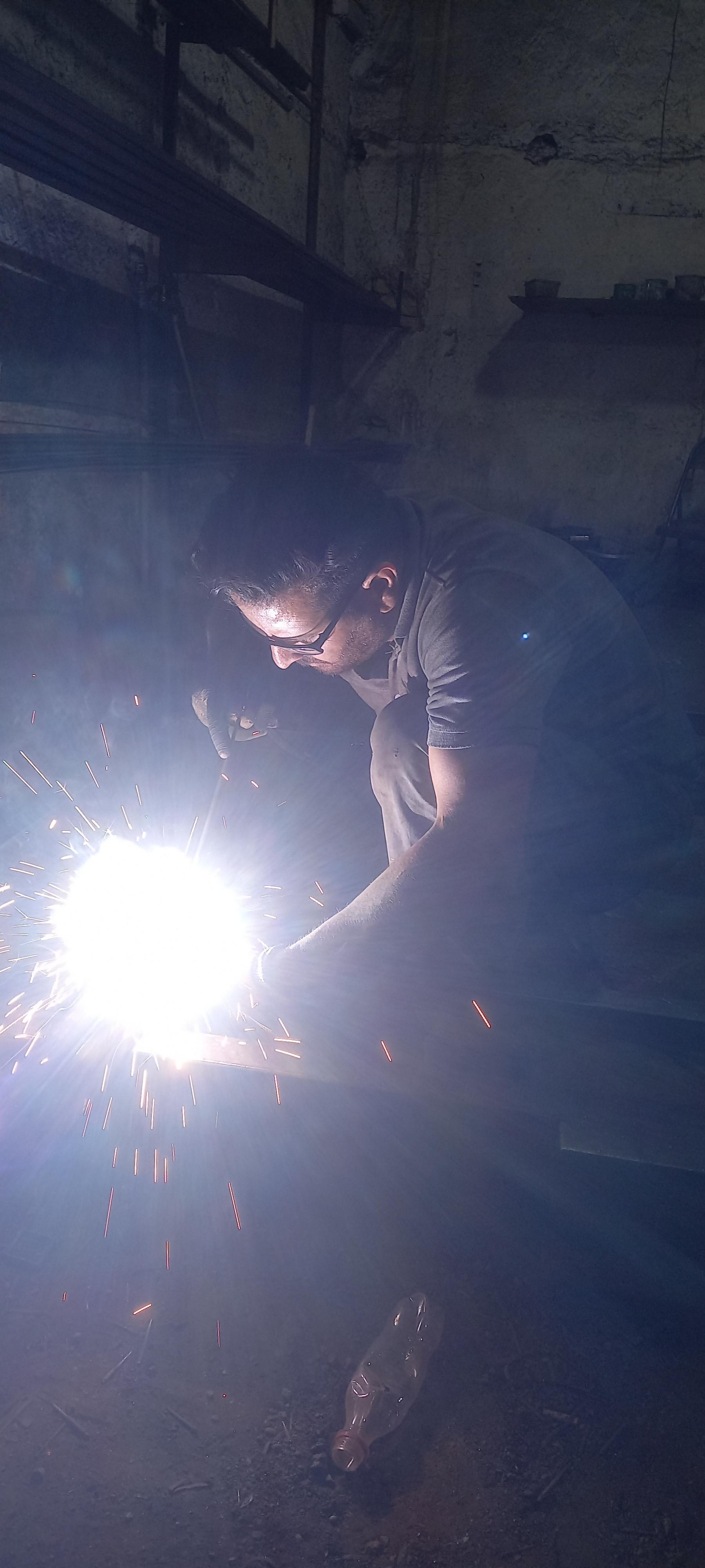 عکس جوشکاری و درب و پنجره سازی المهدی ( عج) 