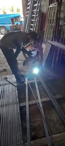 عکس جوشکاری و درب و پنجره سازی المهدی ( عج) 