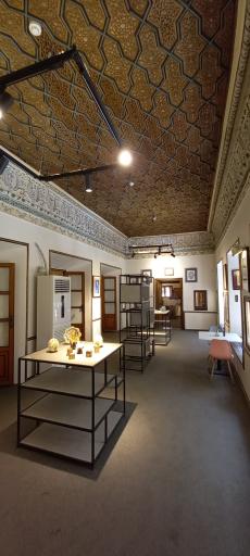 عکس خانه تاریخی ملک