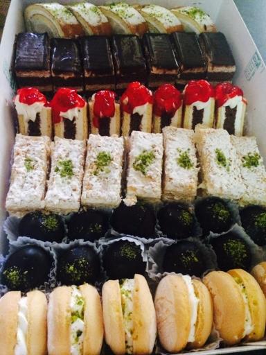 عکس قنادی شهرزاد خاتون